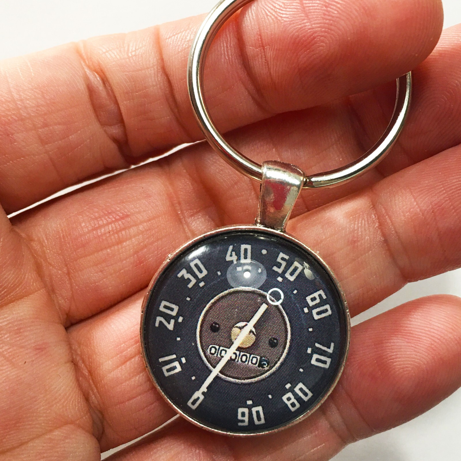 1950 1951 1952 1953 90MPH Speedometer Keychain Reproduction Chevrolet Truck Vtg.