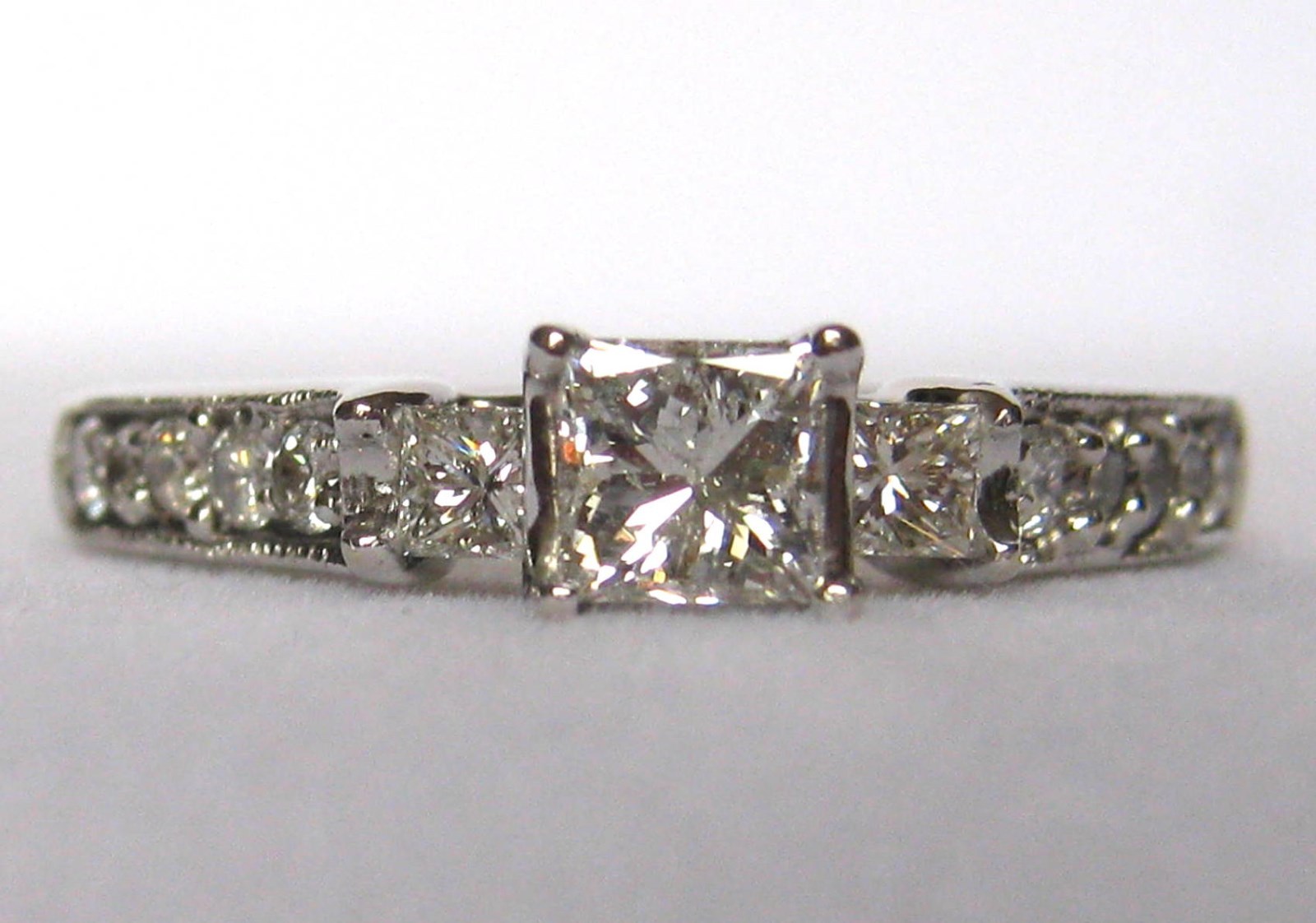 .76 Ct Natural Princess Cut Diamond Ring 3-Stone w/Accents 14k Anniversary 4.82g