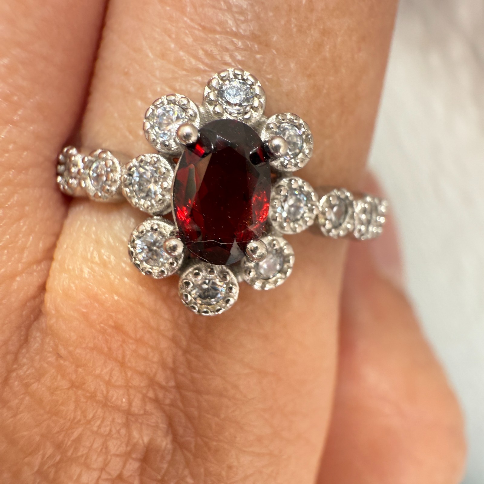 925 Sterling Silver Ring 6x4mm Natural Rhodolite Garnet Gemstone Zircon Red Gift