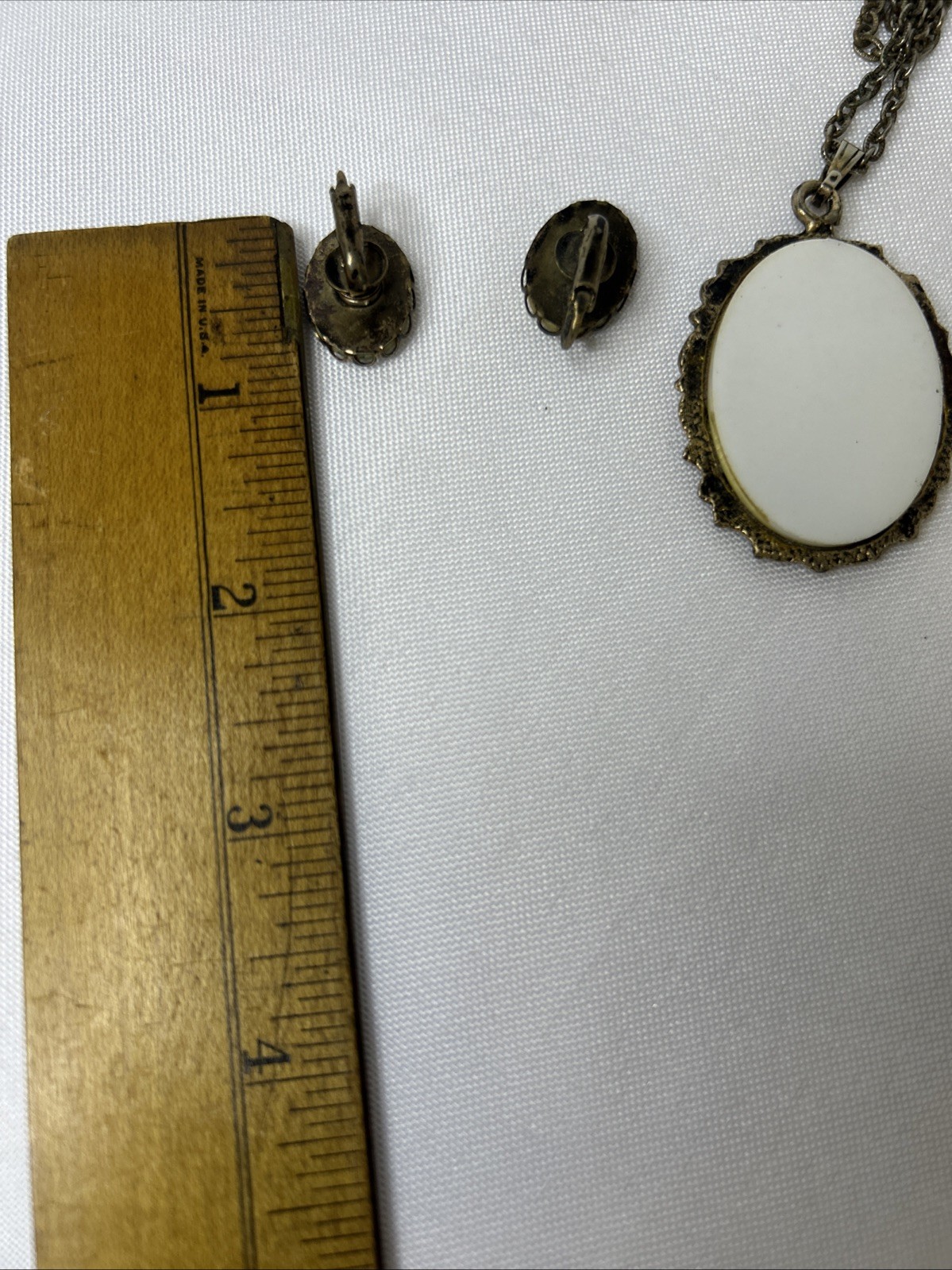 Vintage Set Necklace Clip Earrings Ornate Porcelain Floral 24”L Chain