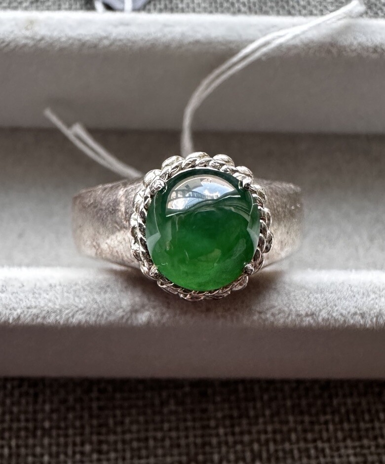 1.39CARET NATURAL BURMA JADEITE JADE TYPE A LOOSE GEMSTONE GREEN COLOR