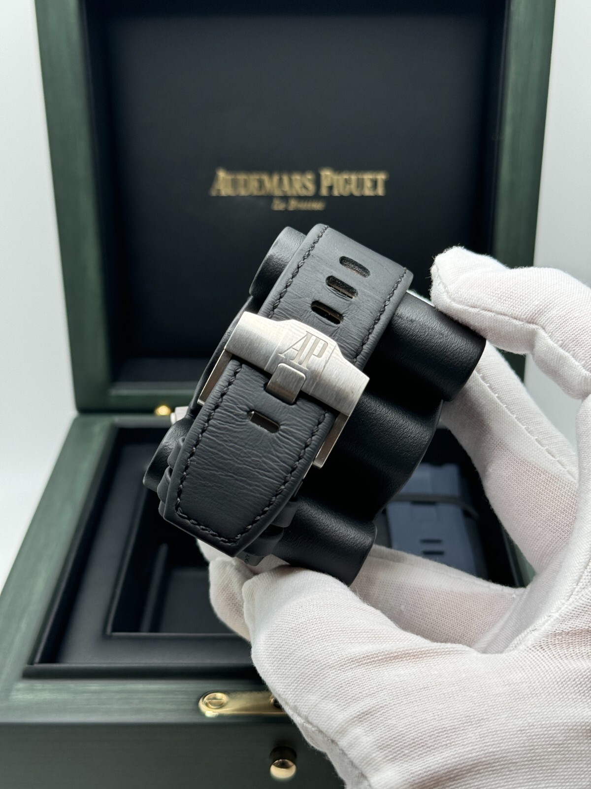Audemars Piguet Royal Oak Offshore Diver MINT 2024 Complete Set Gray Dial