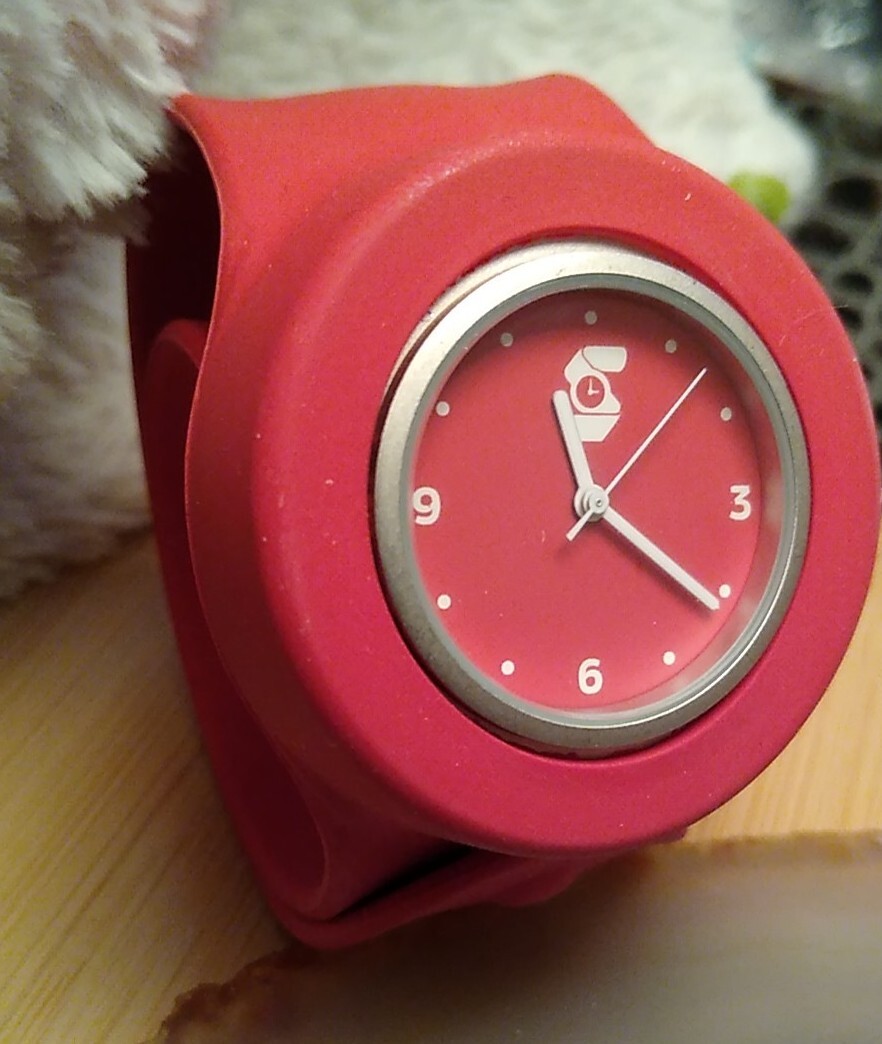 SLAPPIE Original Silicone Slap Watch RED 💫WORKS💫, Pre-owned !
