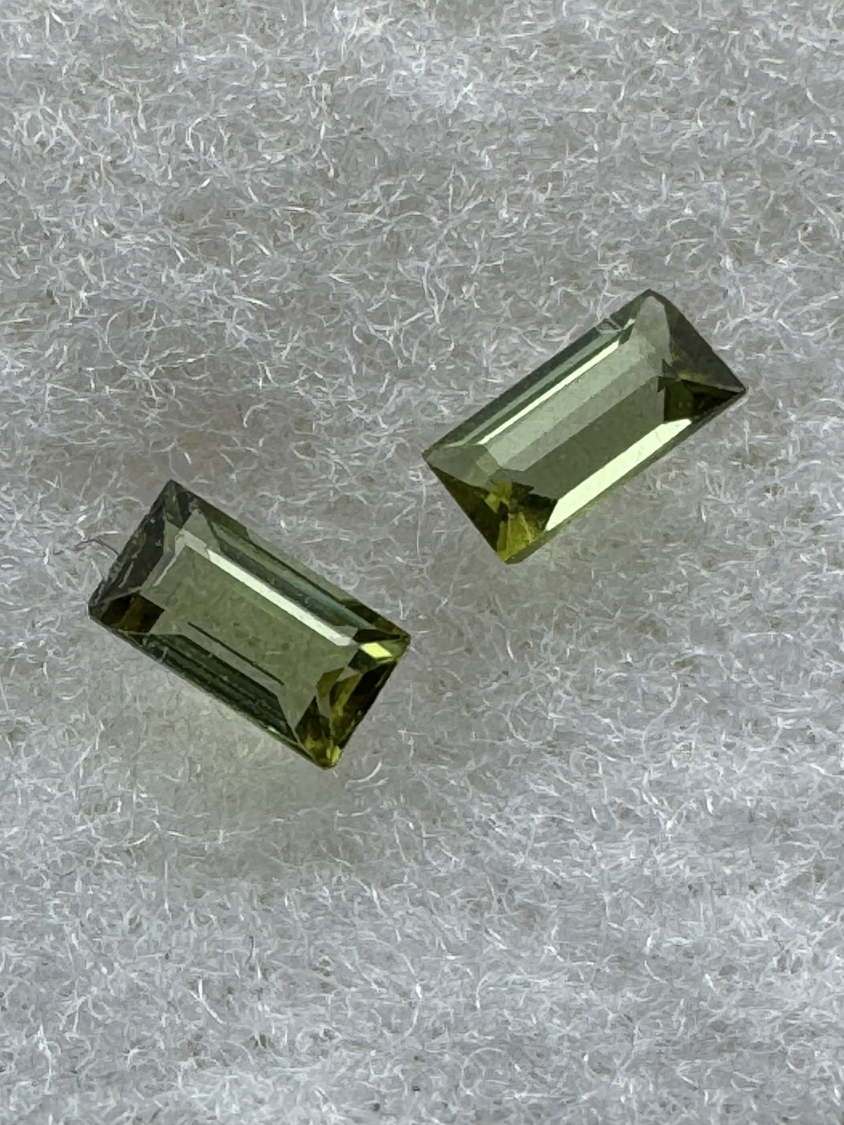 Green TOURMALINE (2), 0.27 TCW, 4 x 2mm Baguette, Clean Natural Gem #173