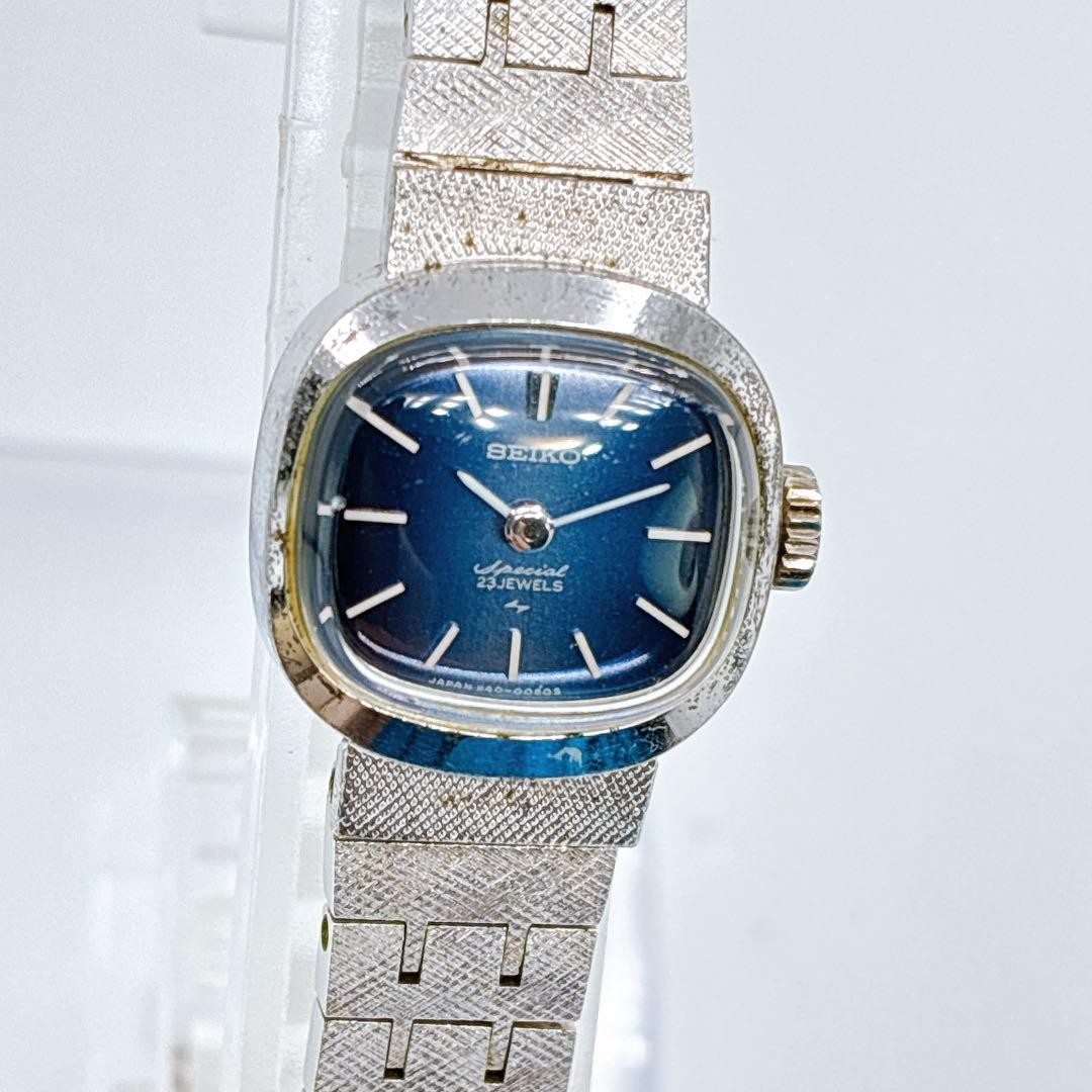 Rare SEIKO Special 23 Jewels Blue Dial Hand Wound Ladies’ Watch
