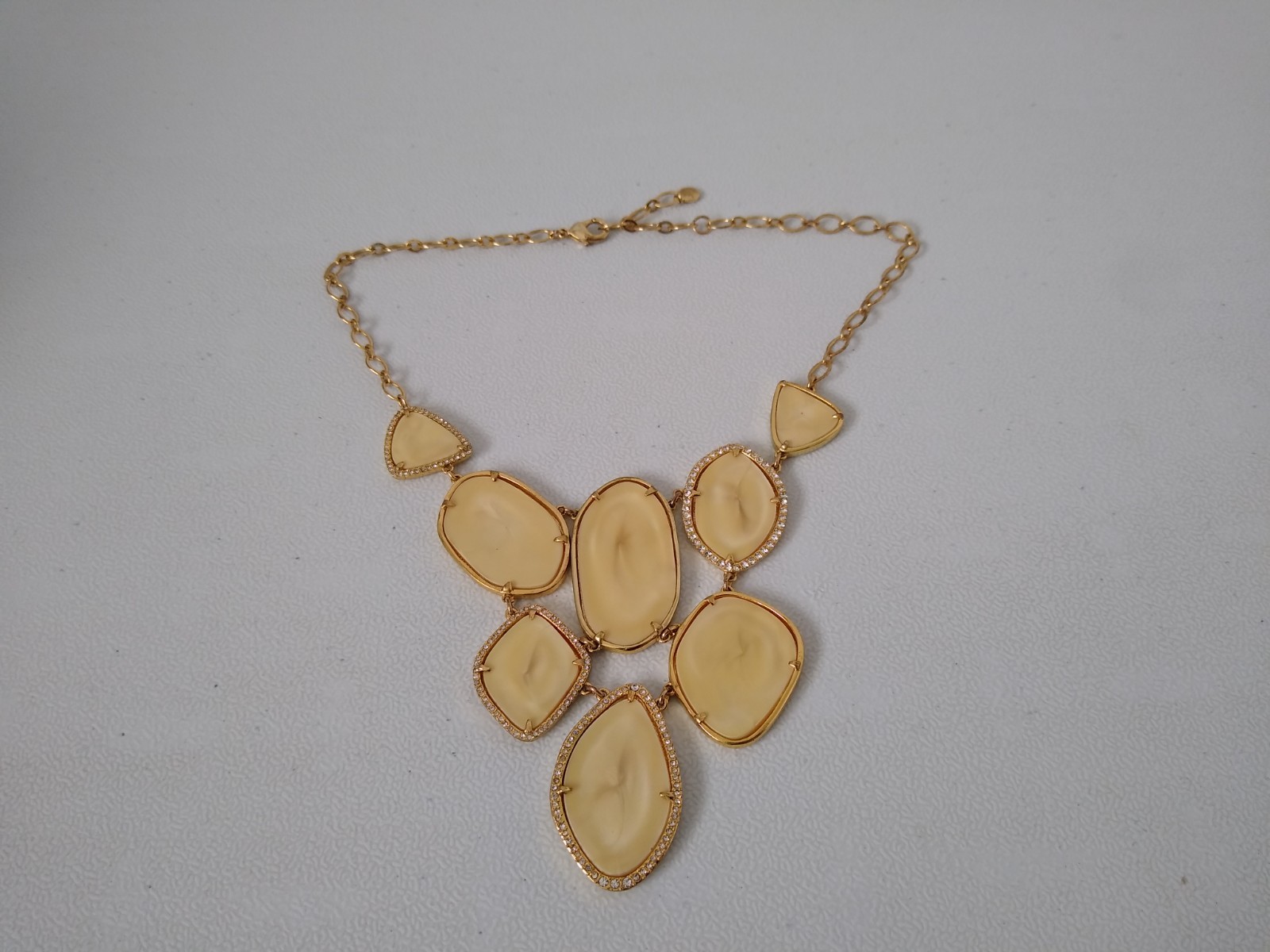 Stella Dot Necklace Fiona Bib Cream Goldtone Rhinestone Jewelry Designer Golden.