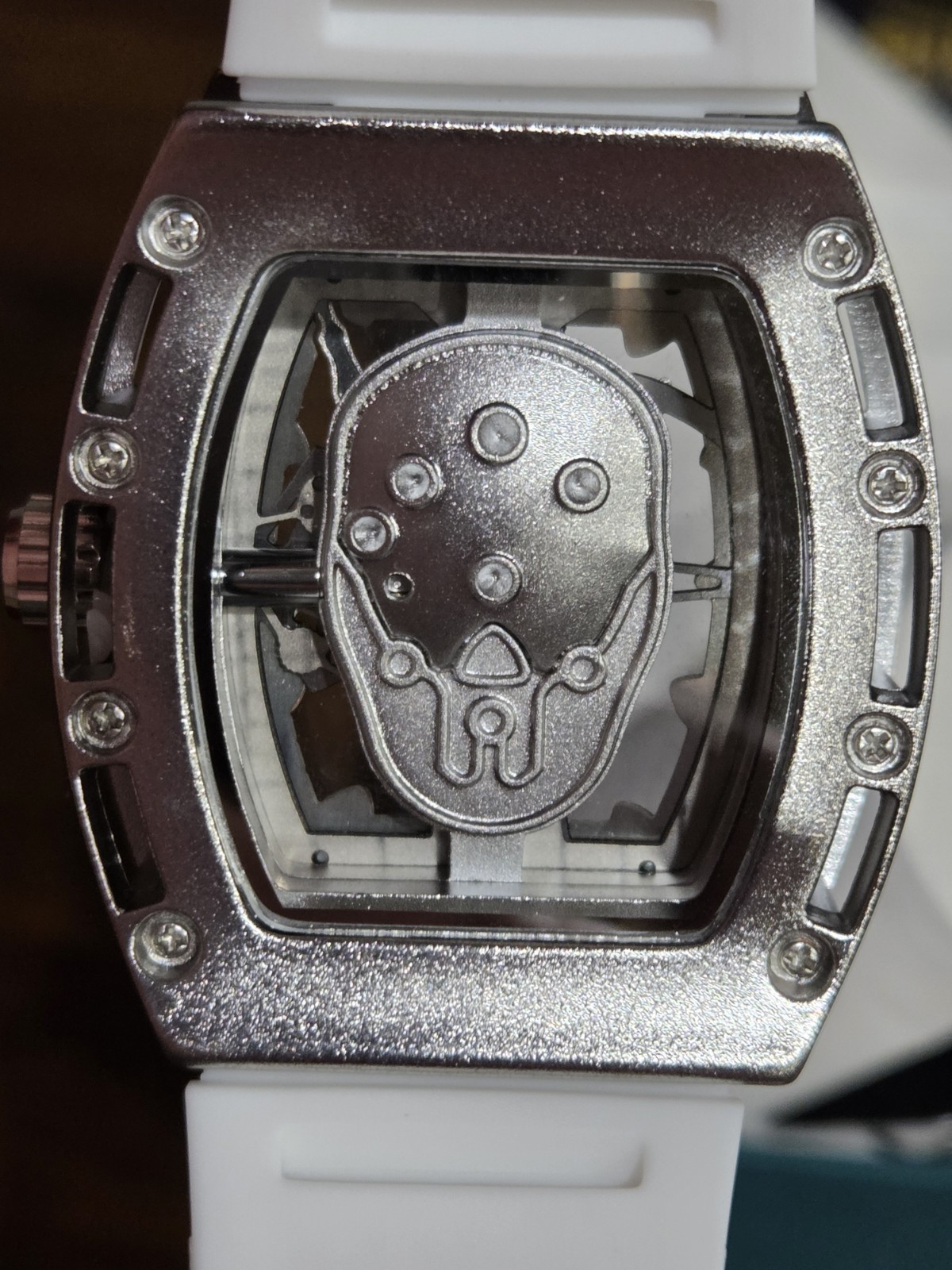 BIBI B0291 Grey Case With White Strap