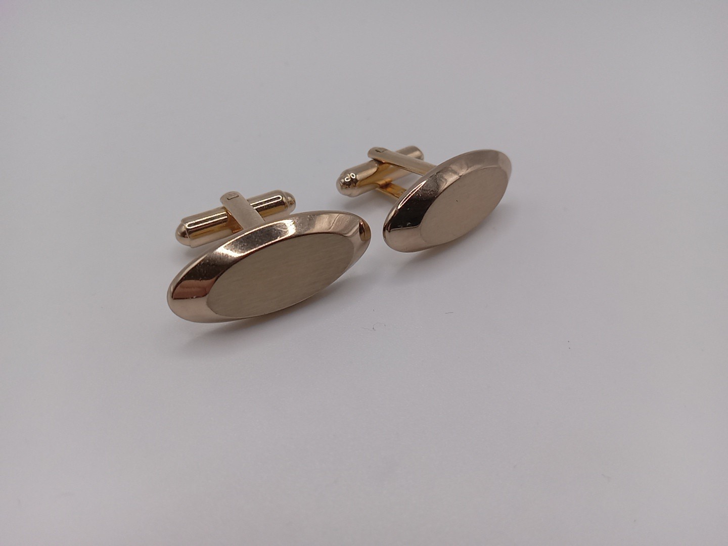 Pair Of Vintage Hickok USA Gold Tone Cufflinks Casual Business