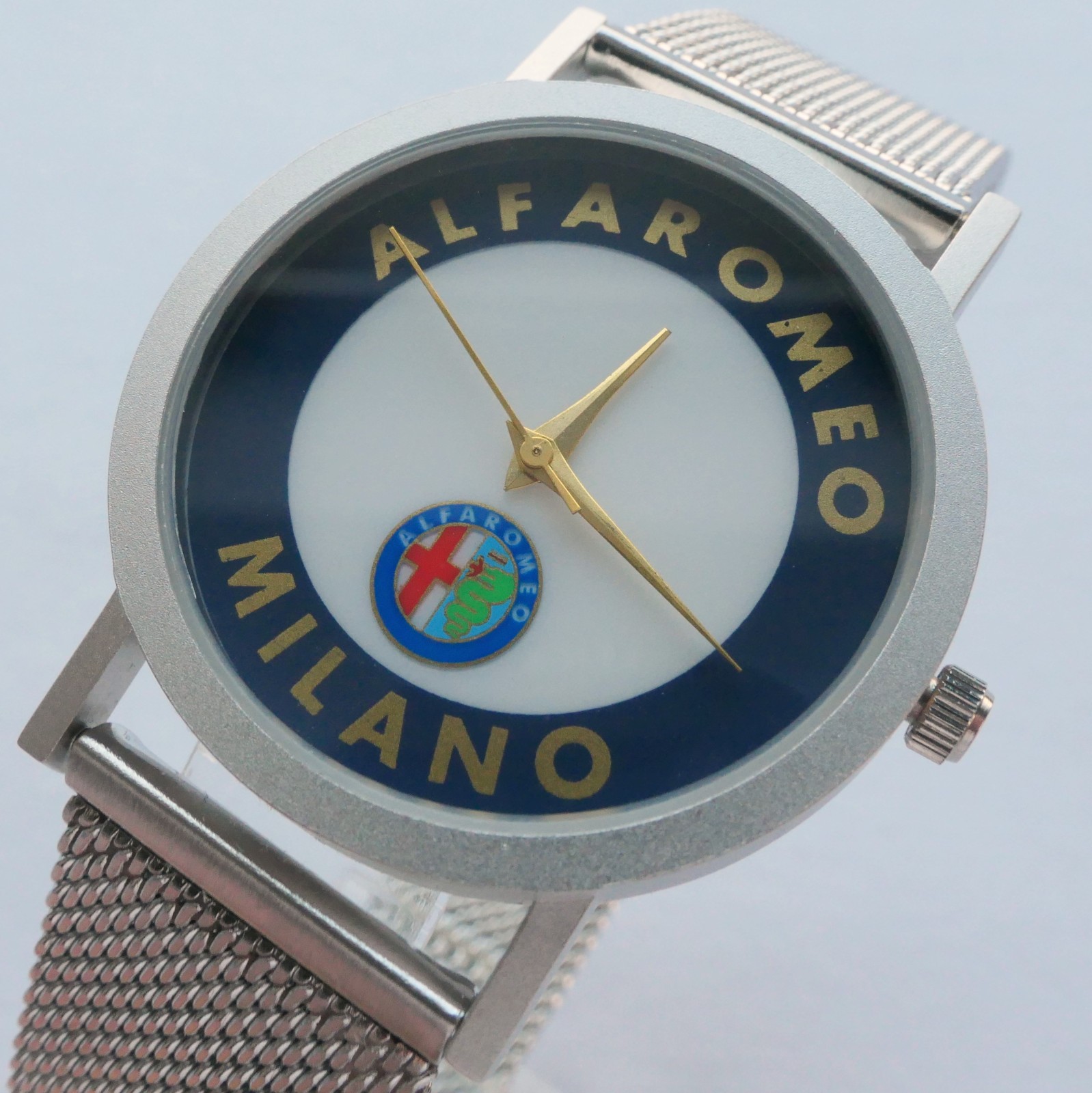Alfa Romeo Milano Spider Classic Driver Pilot Racing Sport Car Accessory Watch