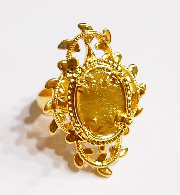 6 – 14x10mm Shiny Gold Victorian Deco Loop & Leaves Adjustable Ring Settings