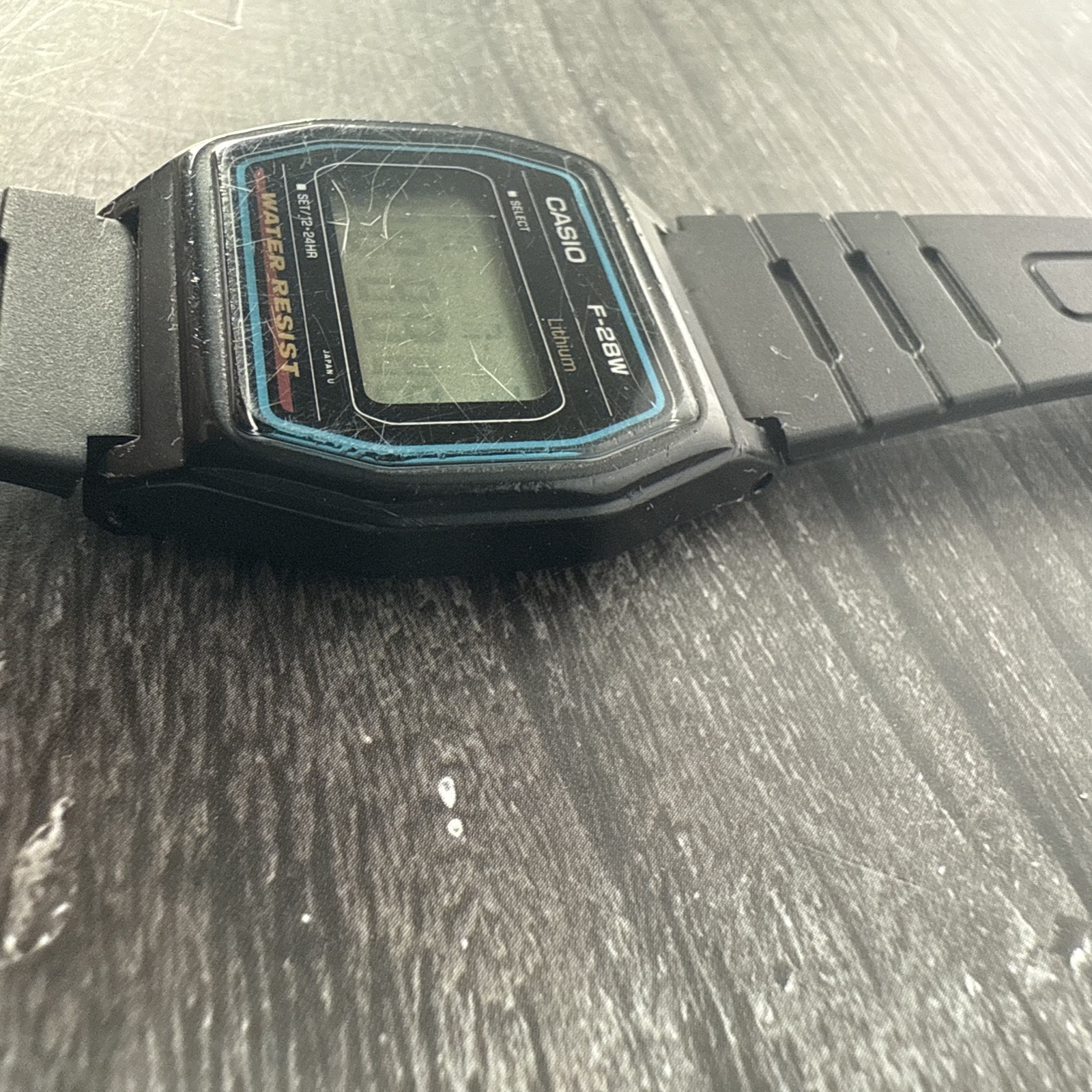 Casio F-28W Digital Watch Vintage Model 1156 Lithium Battery Water Resist Works