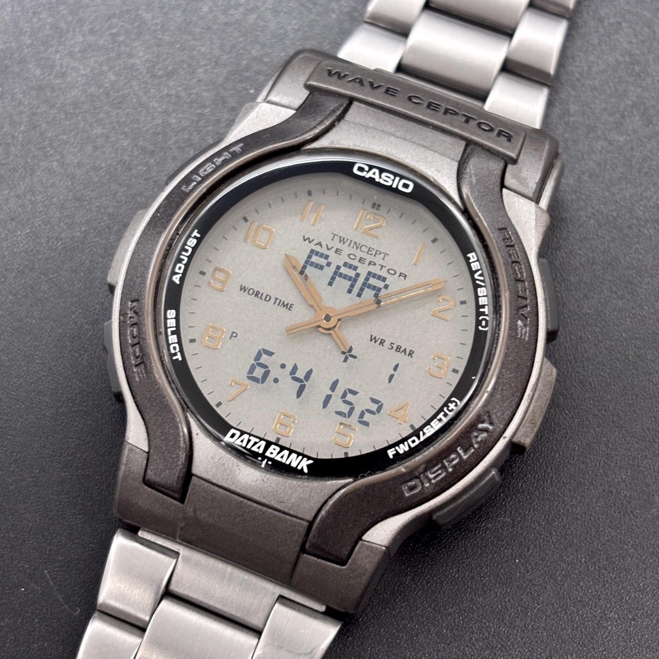 Vintage Casio Wave Ceptor WVA-200 Data Bank Ana/Digi Japan Men’s Watch Mod. 2370