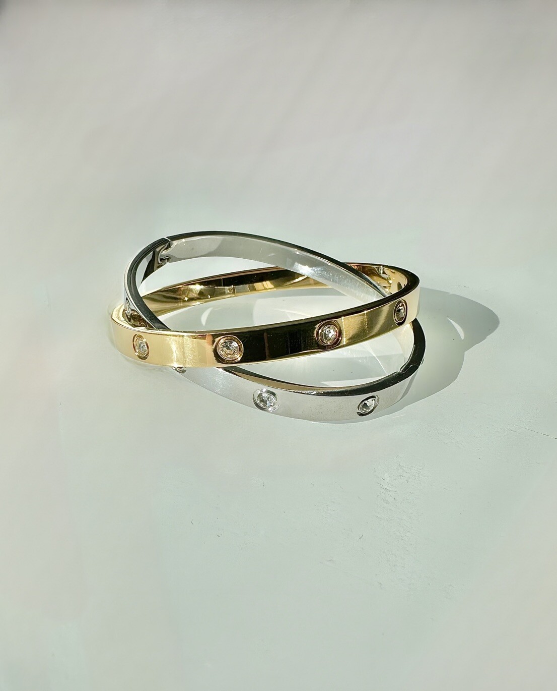 Pack of 2 – (1 Silver + 1 Gold) Stainless Steel Tarnish-Free Women Bangle Size 7