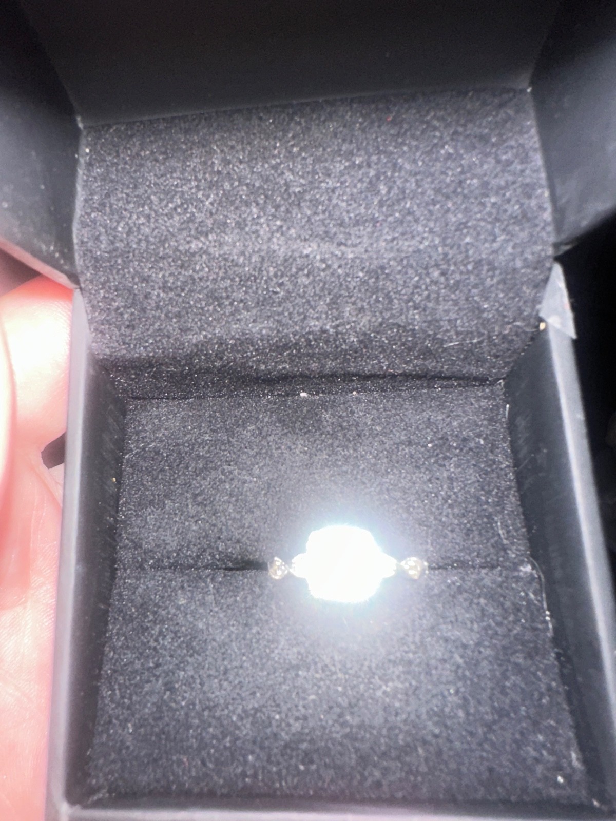 Authentic Zales Diamond Engagement Ring. 14k White Gold Diamond Halo.