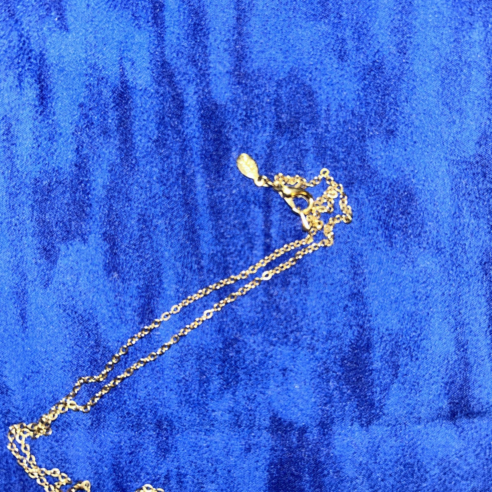 Vintage Lindenwold fine jewelers 14kge necklaces 20” Gold/ Diamond Pendant