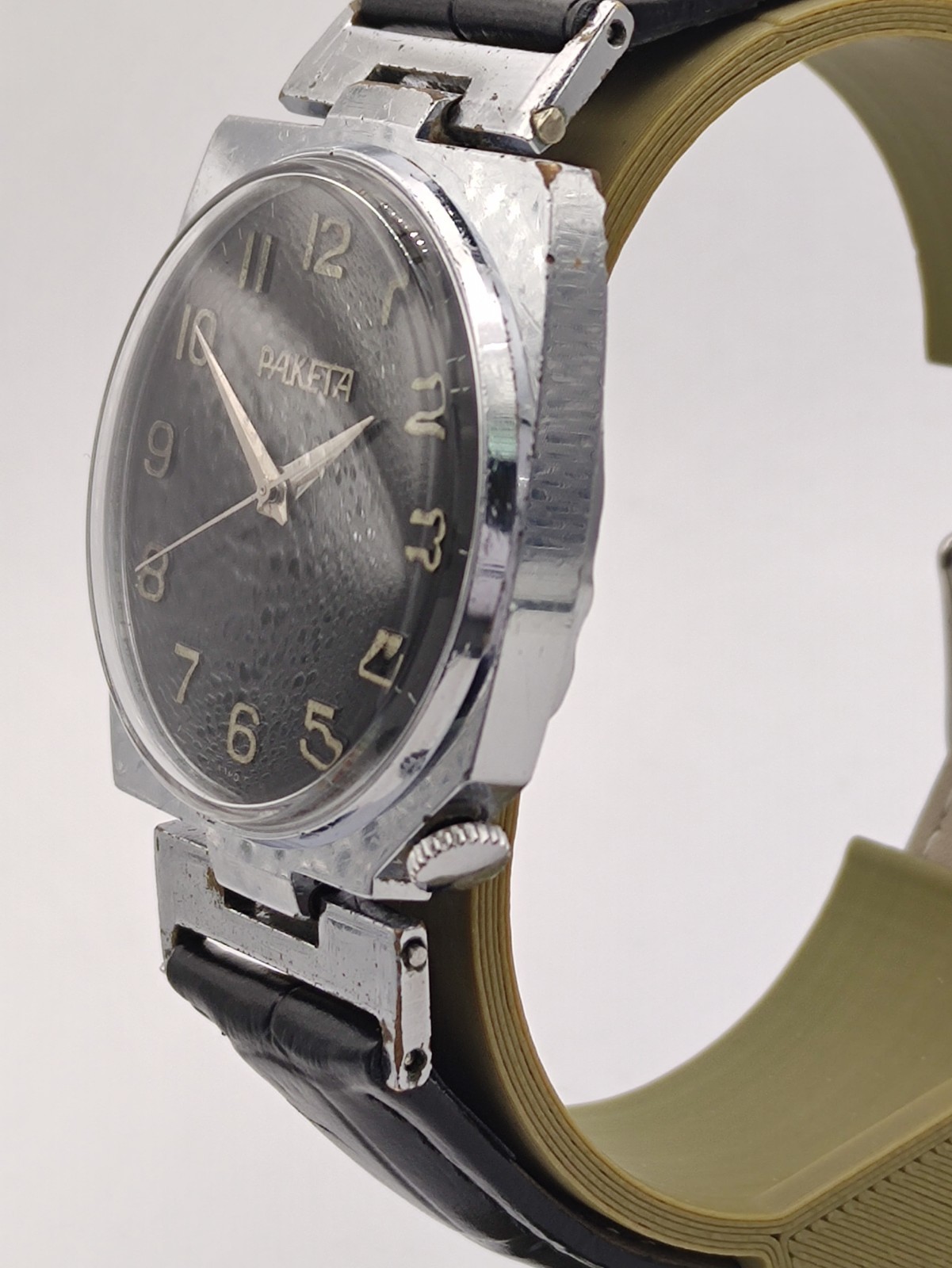Raketa 2609 Canister Soviet Vintage Mechanical Wristwatch USSR Serviced Watch