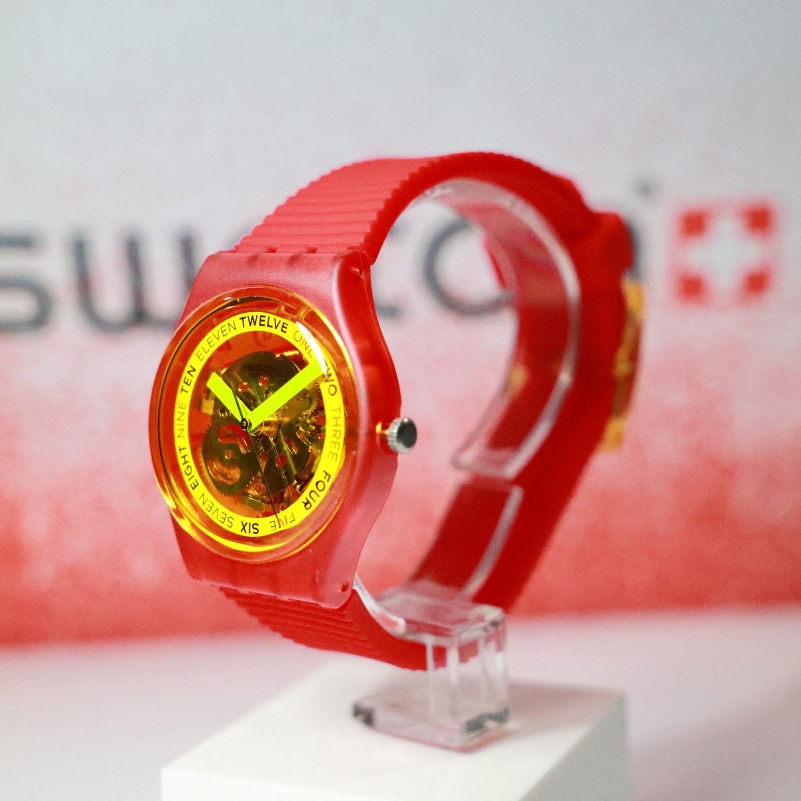 Swatch Swiss Made Retro Rosso GR185 34MM Red Fluo Yellow Screen Silicone Watch