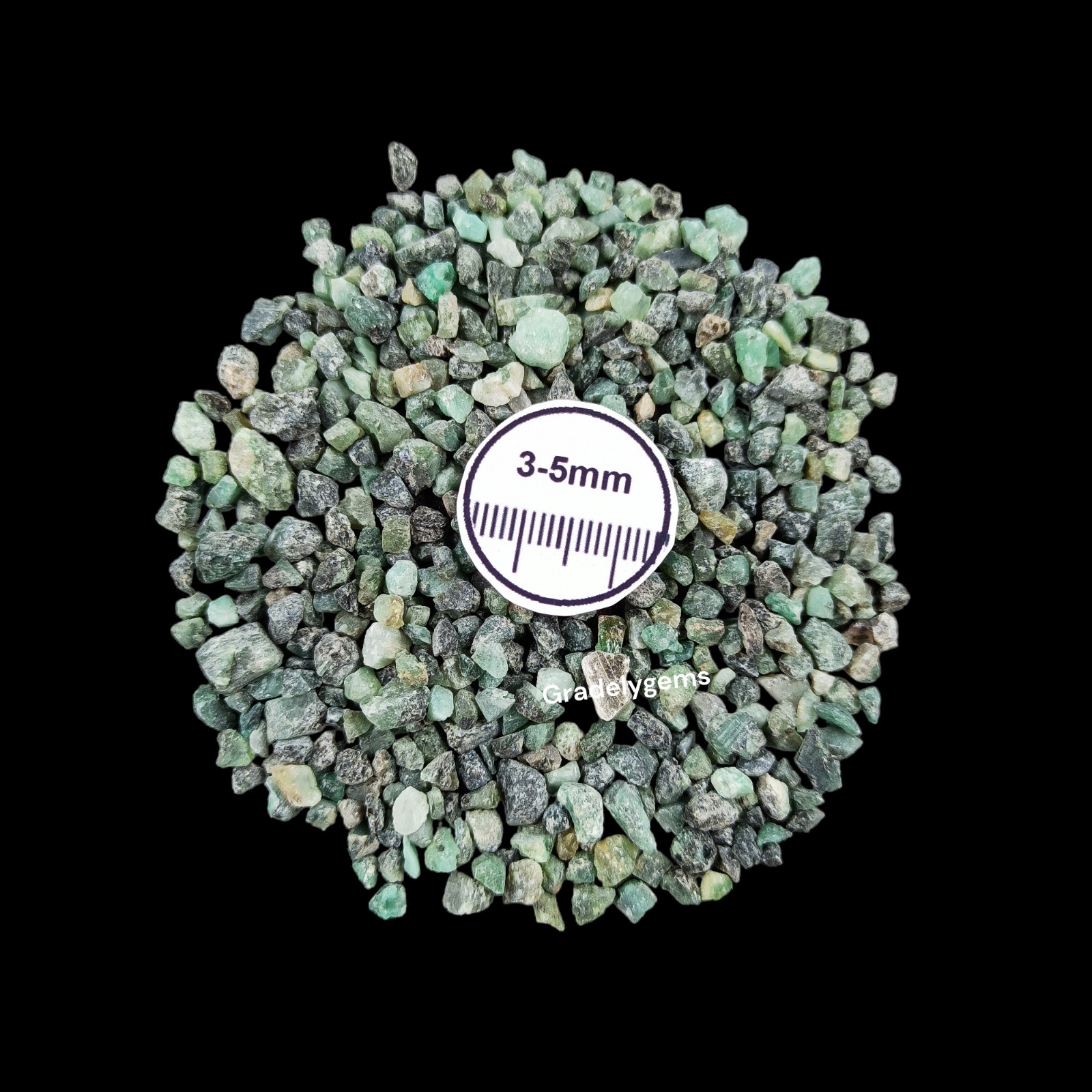 Exquisite Emerald Gemstone Crushed Powder – Rich Green Hue for Resin Art & Craft
