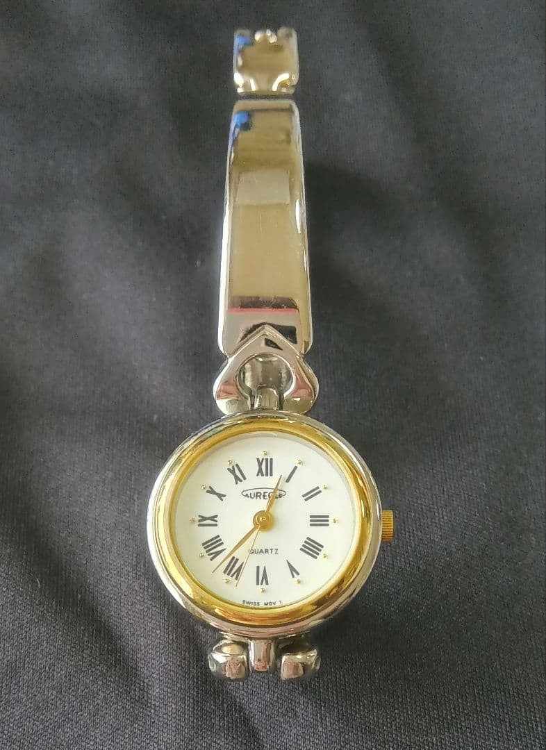 Aureole Quartz White Dial Wristwatch