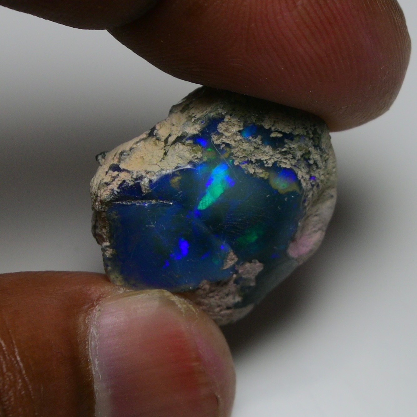 Natural Ethiopian Black Opal Rough 17.50 Ct – Ideal for Jewelry, Welo Fire Opal