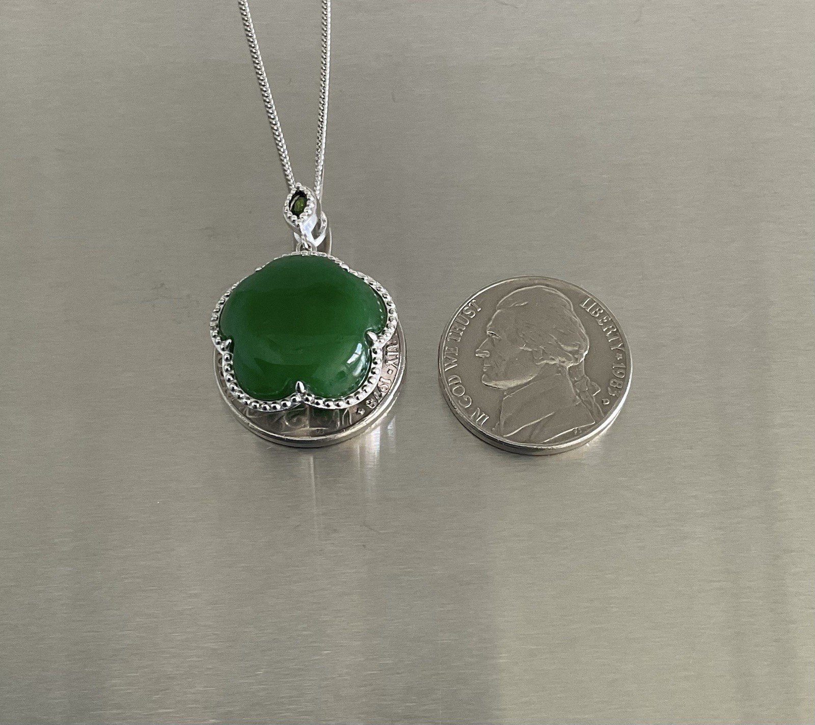 Green Jade Chrome Diopside Floral Pendant Necklace 925 Sterling Silver 18″ Chain