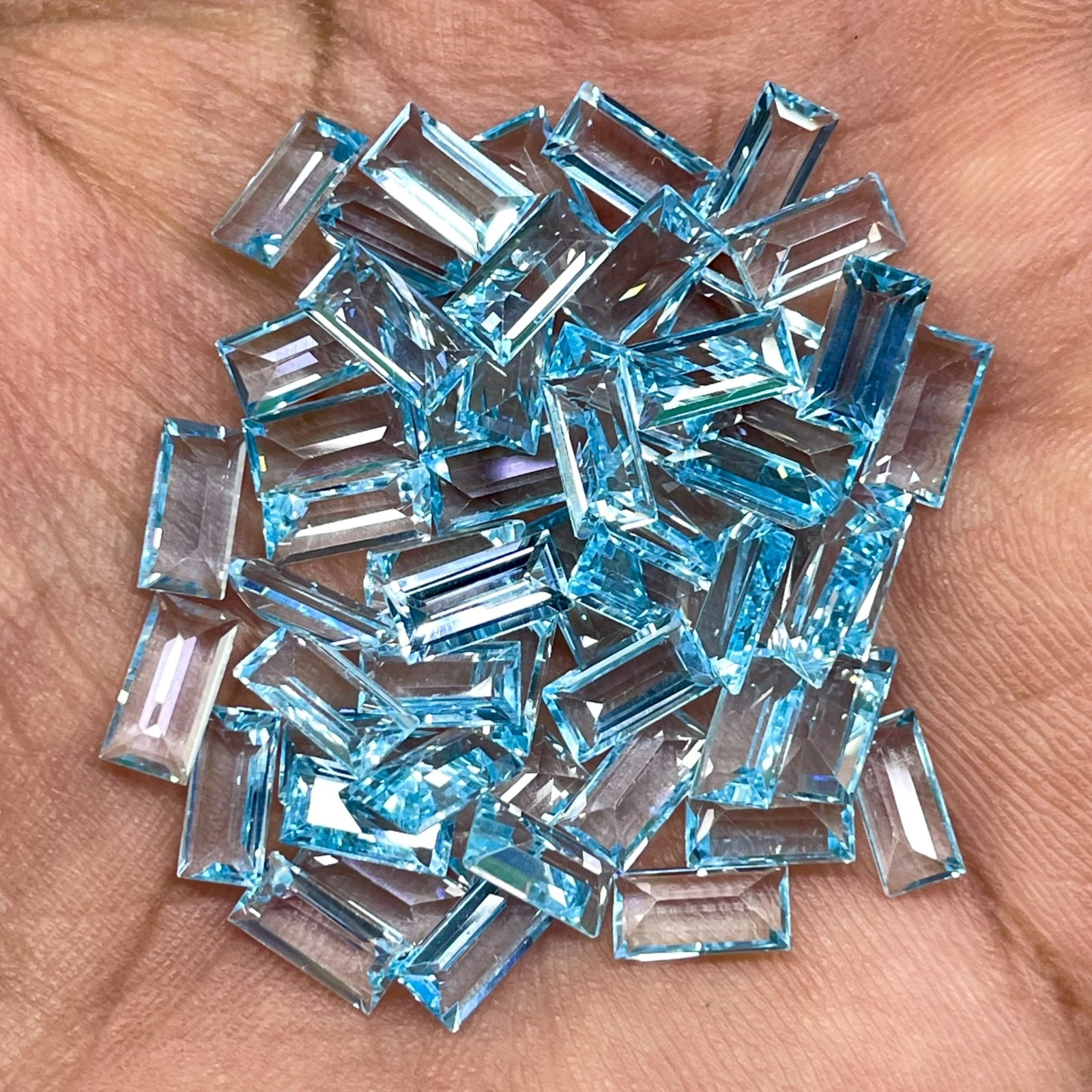 VVS 20 Pcs Natural Sky Blue Topaz 8x4mm Baguette Cut Loose Untreated Gemstones