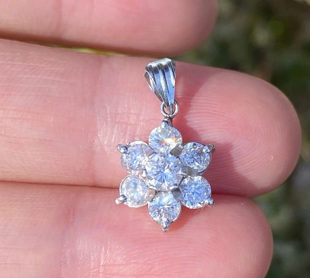 Platinum 1.00TCW 100% Natural Round Diamond Cluster Pendant