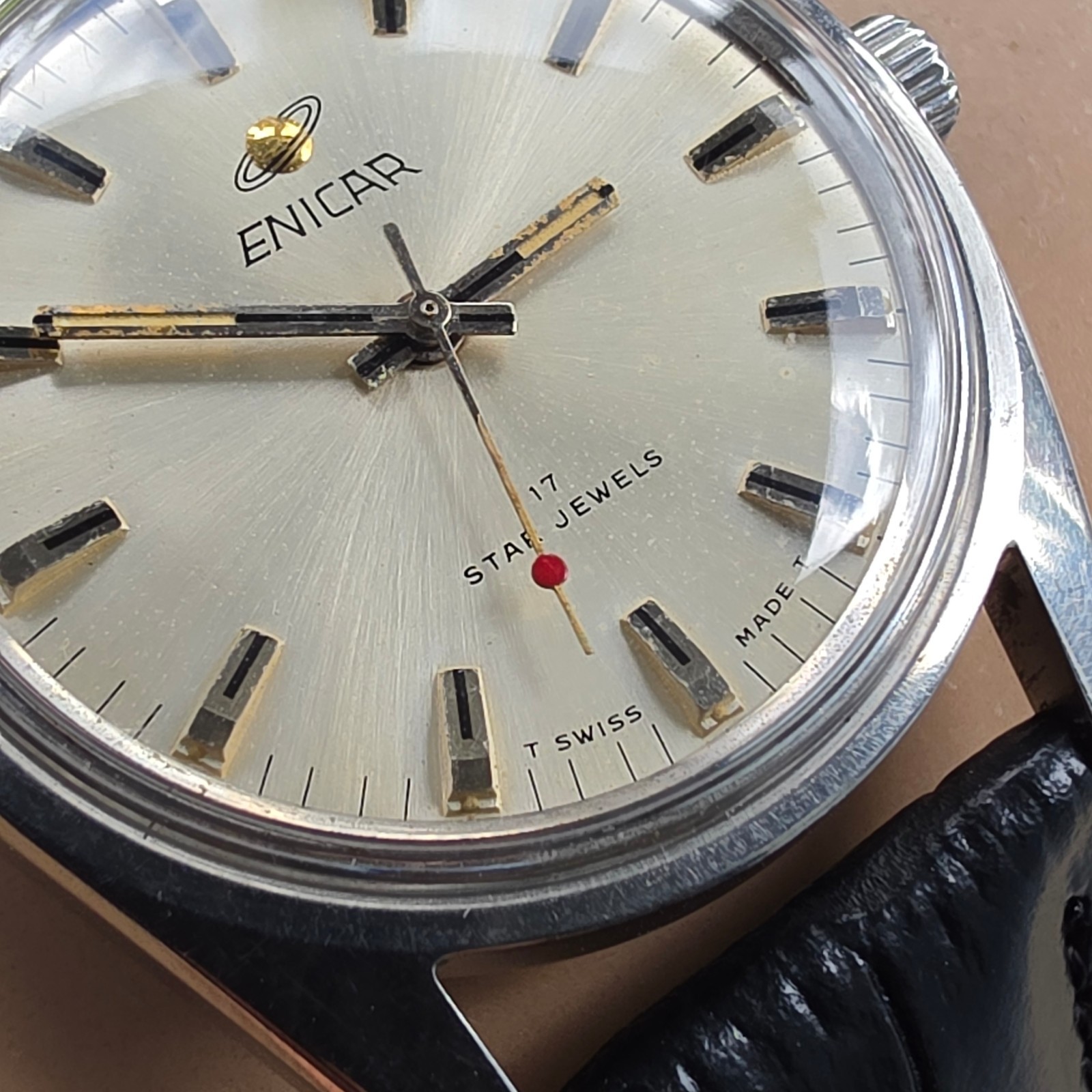 Vintage ENICAR Ocean Pearl men’s manual wind watch AR-160 swiss made 1970s