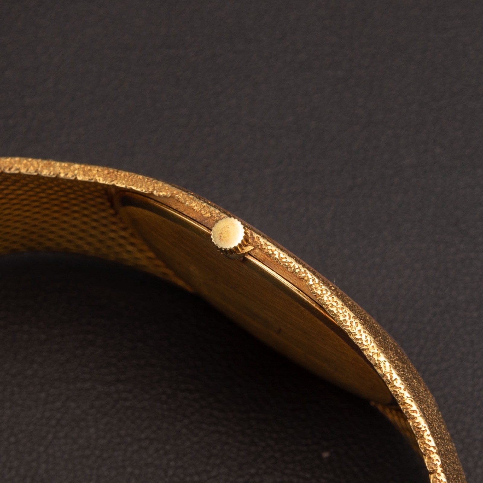 Vacheron & Constantin Patrimony Ultra Thin 18K Yellow Gold 32mm 6352