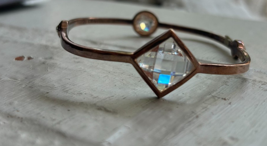 Henri Bendel Rose Gold Clear Beveled Crystals Bangle Bracelet