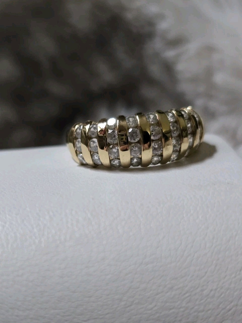 Ross Simons 18k Yellow gold Sterling silver channel Wedding Band Ring