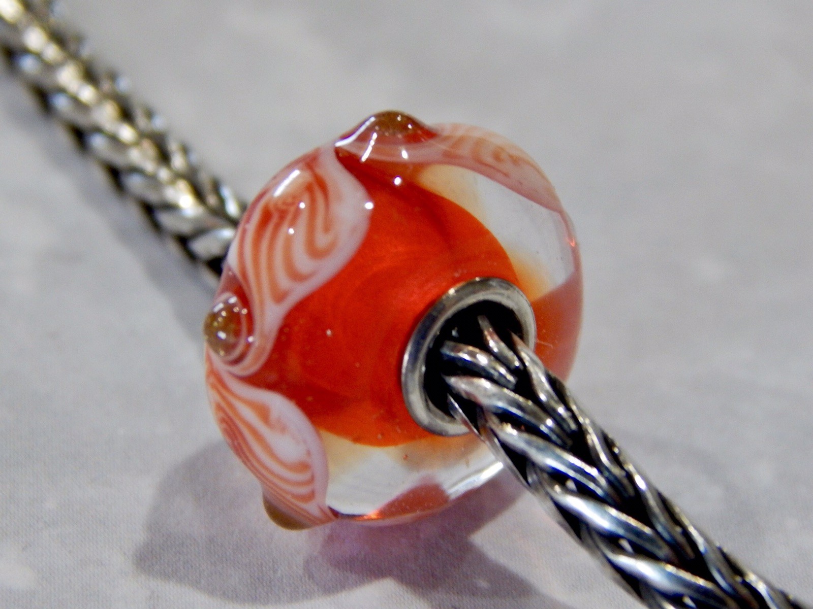 TROLLBEADS OOAK Blood Orange Red White swirls Gold Glitter Buds CC (ONE) NEW!