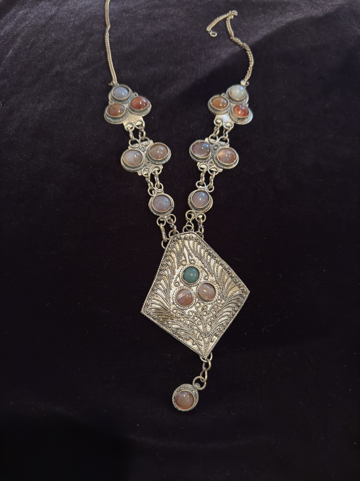 VINTAGE MIDDLE EASTERN Kuchi Bedouin TRIBAL filigree Agate Handmade NECKLACE