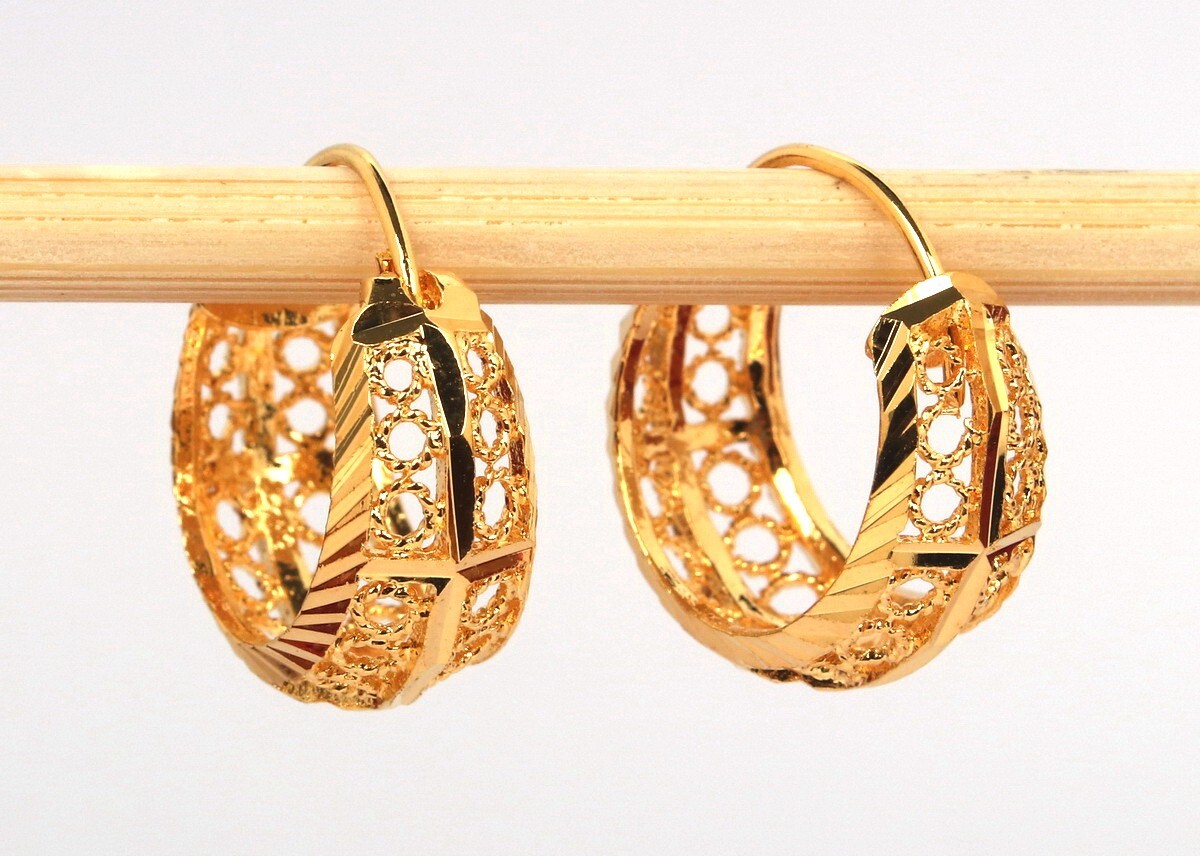 Beauty! Detail Diamond-cut Hoop Earrings 22K 18K Gold GP Thai Jewelry GT8