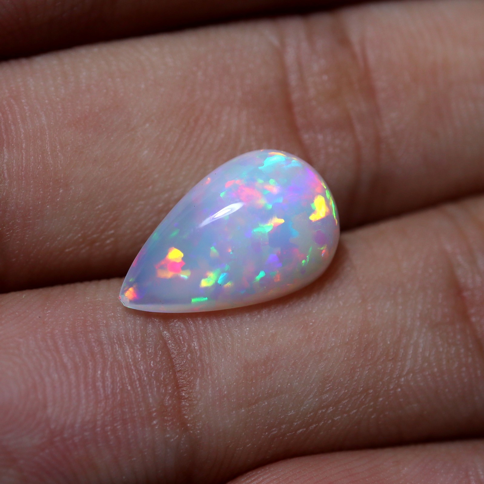 4.2 Cts 16.5×10.2 MM Natural AAA Green Red Yellow Fire Ethiopian Opal Pear