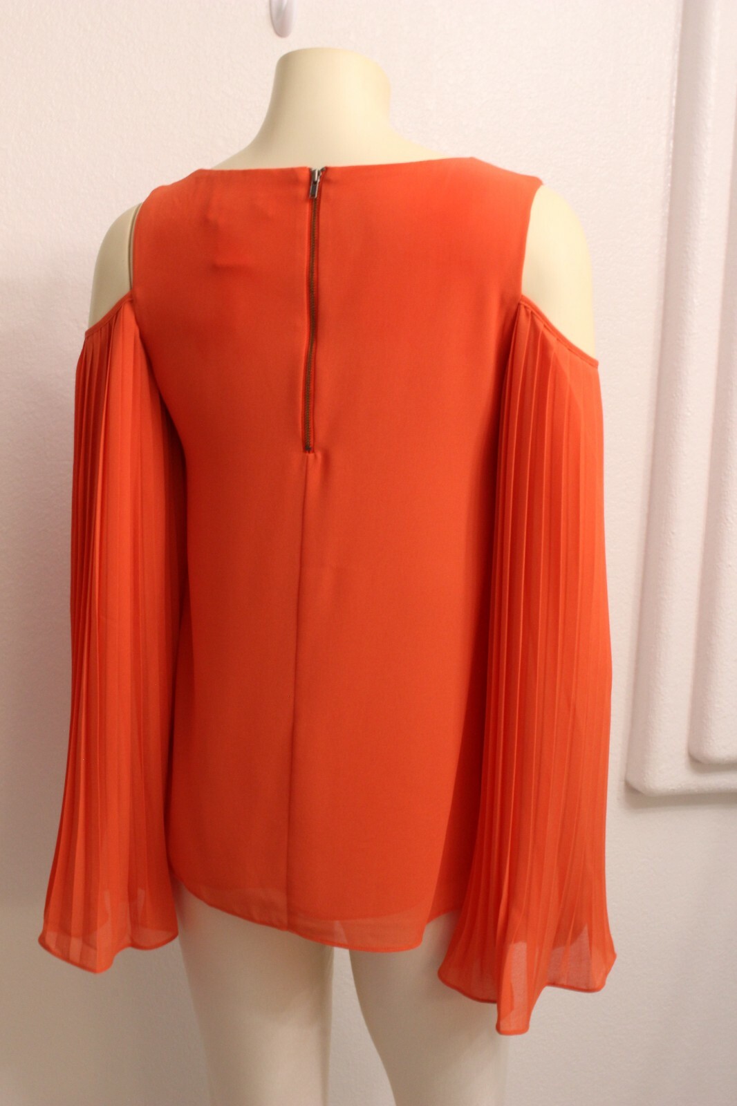 MM Couture by Miss Me Ladies Top size S Orange Pleat LS bare shoulder Polyester