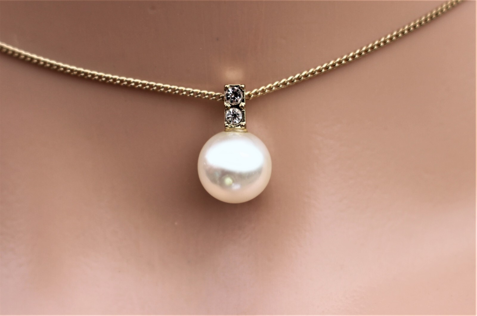 Pendant NECKLACE Faux PEARL & RHINESTONE Fine Adjustable 38cm GOLD TONE Chain