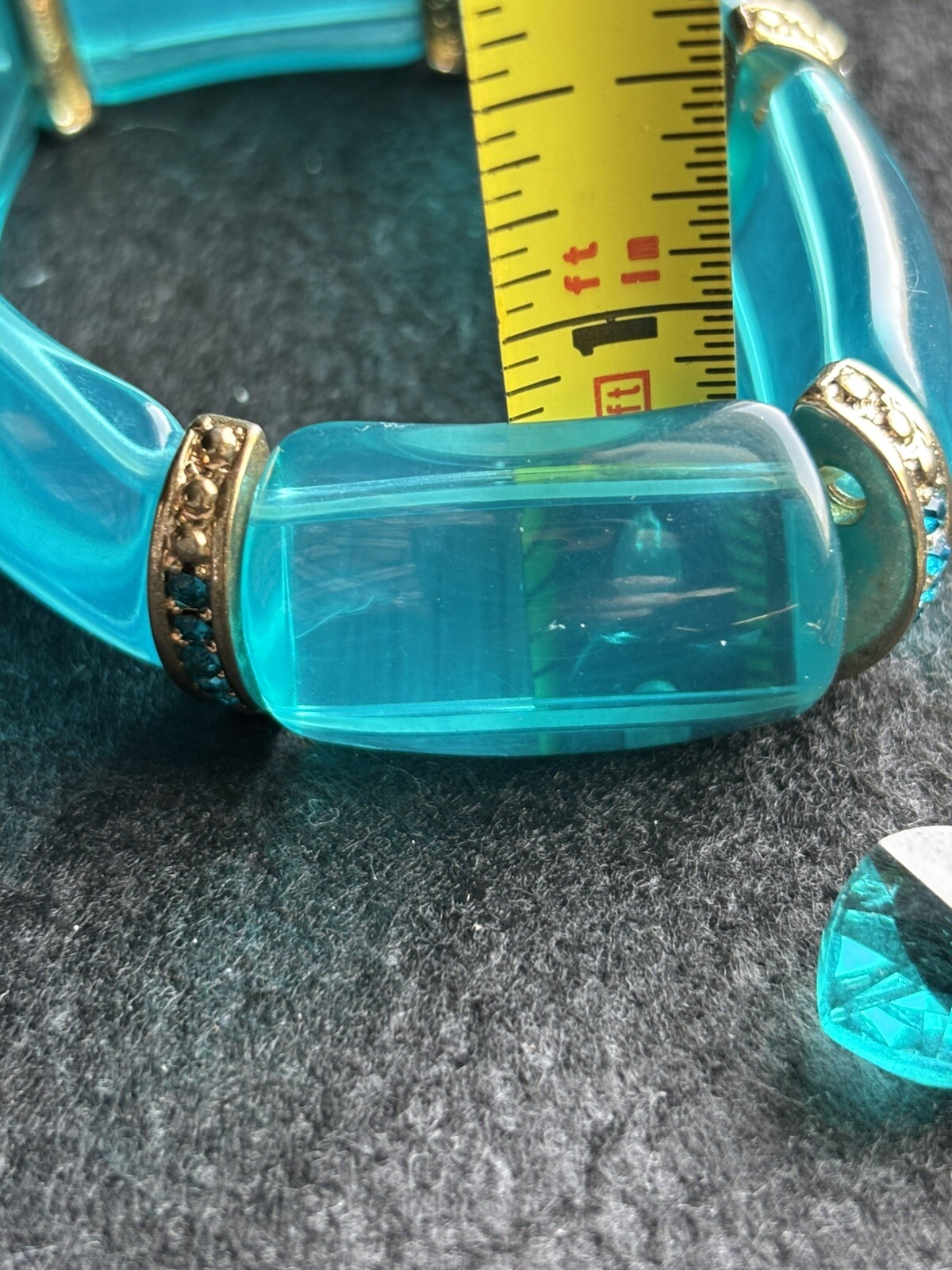 Vtg Bangle Resin & Rhinestone Bracelet W/ Heart Crystal Faceted Earrings Aqua
