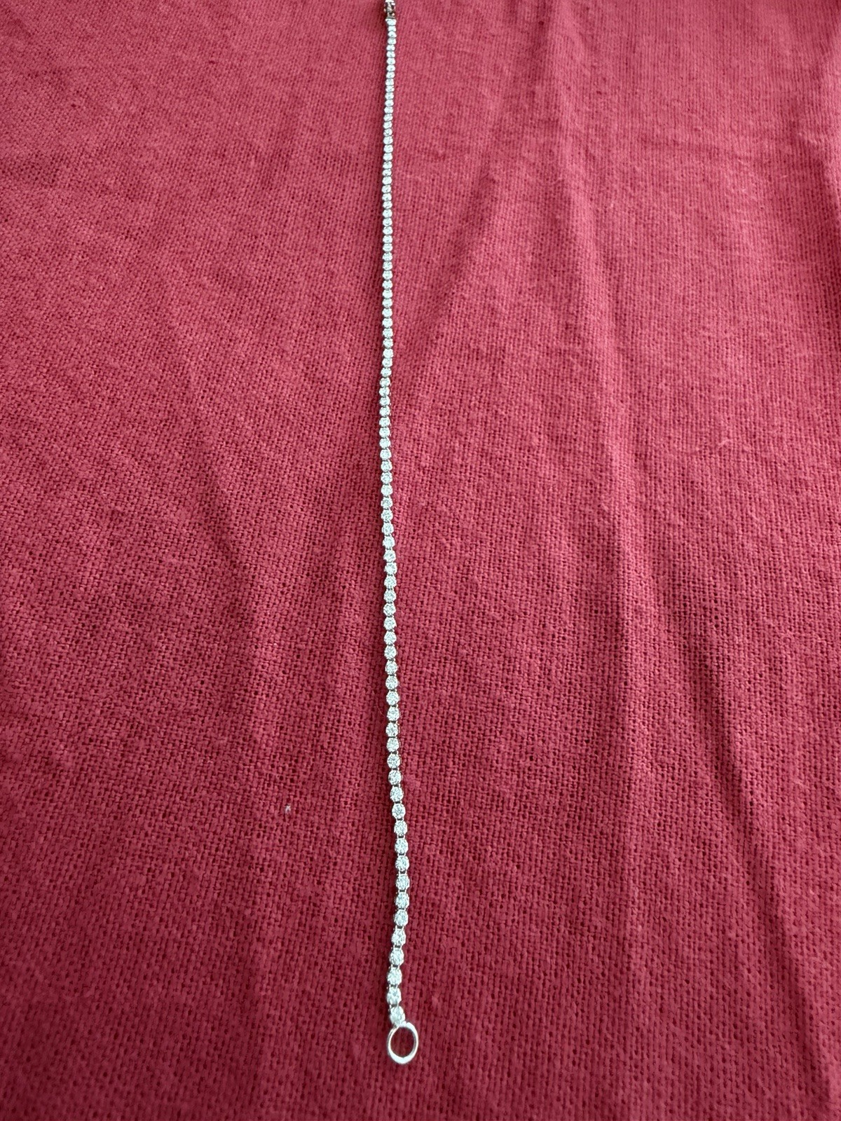 18K Gold Natural Round Diamond Tennis Bracelet 1.20 ctw Box Clasp Cert