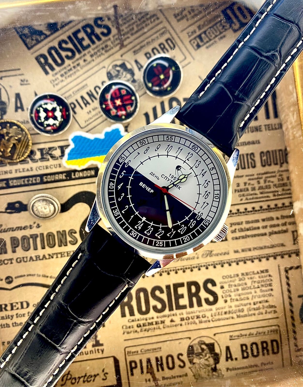 Vintage Watch Raketa 24h Sputnik Mechanical Wrist Men’s Russian Soviet USSR Day