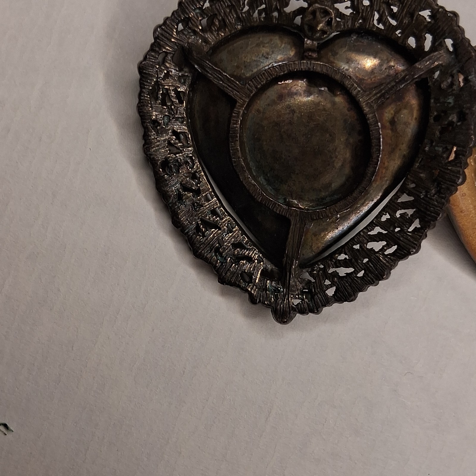 Heart Photo Locket Pendant, Silver Tone Metal, Green Round Crystal, Love Theme