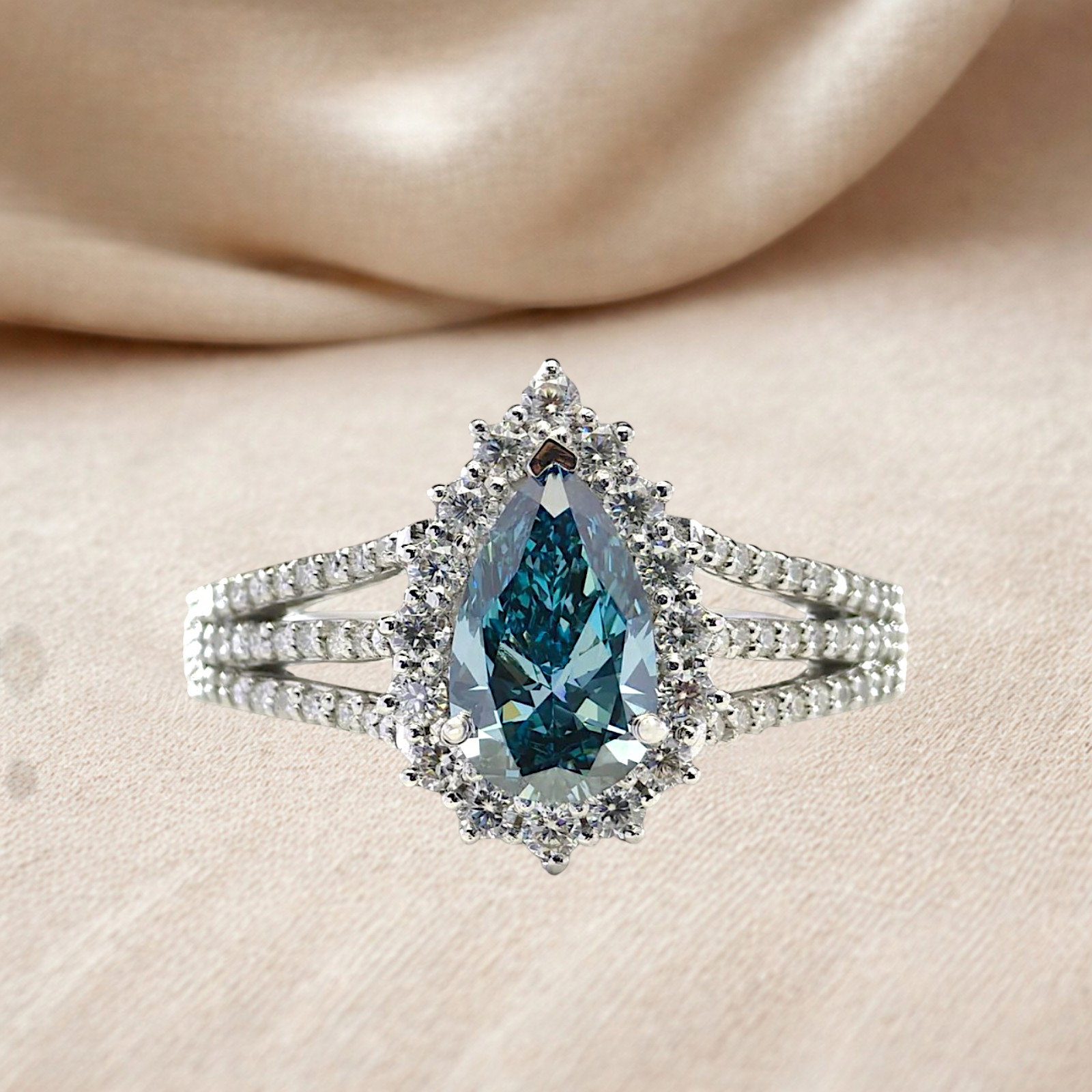 Sale ! Pear Cut 2.75 Ct Fancy Vivid Blue Diamond Ring IGI Lab Grown 950 Platinum