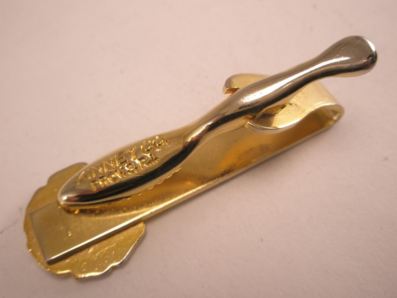 General Insurance of America Vintage KINNEY CO Tie Bar Clip