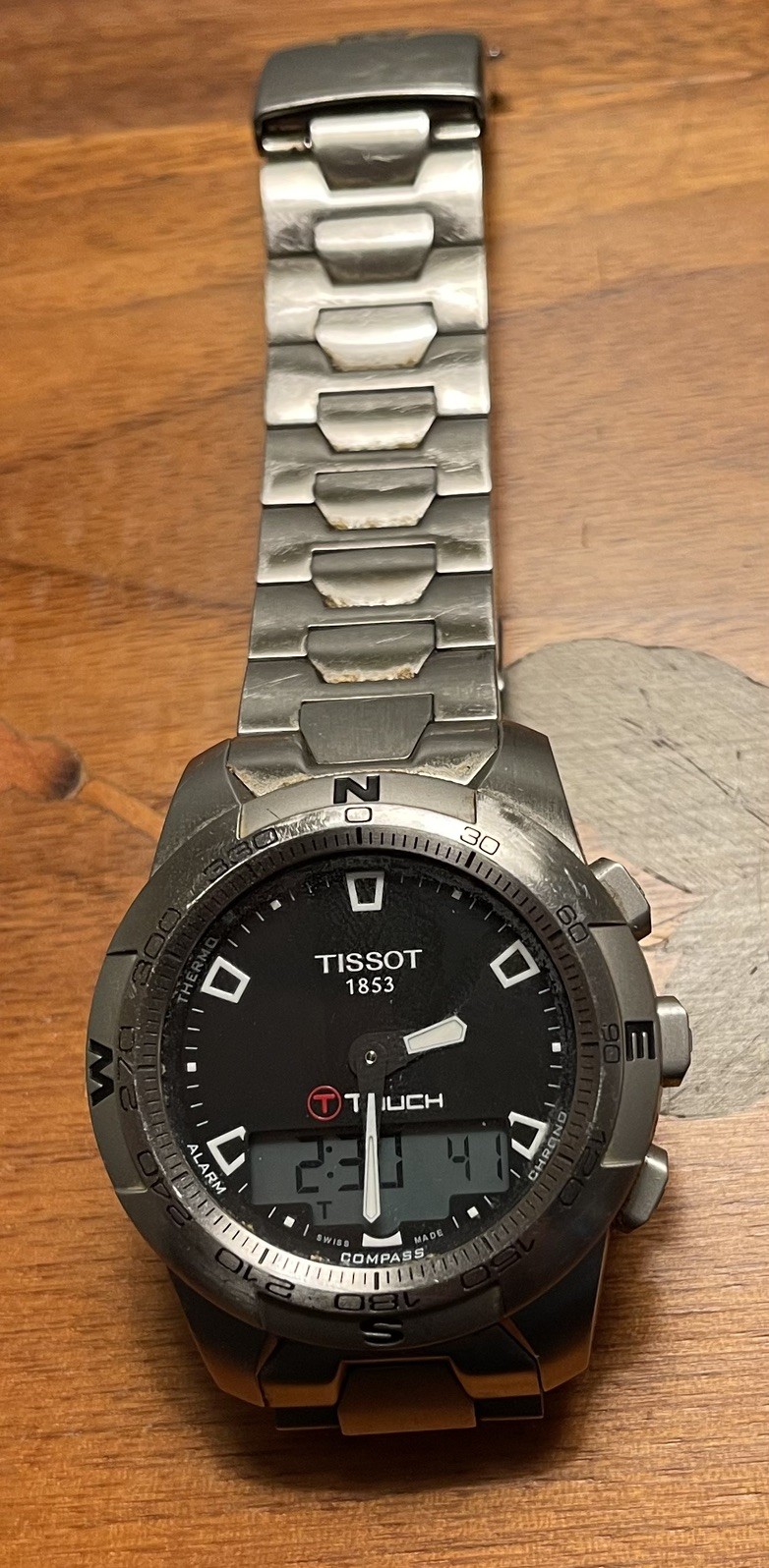 Tissot T-Touch II Titanium Analog-Digital Men’s Watch Dial T047420A
