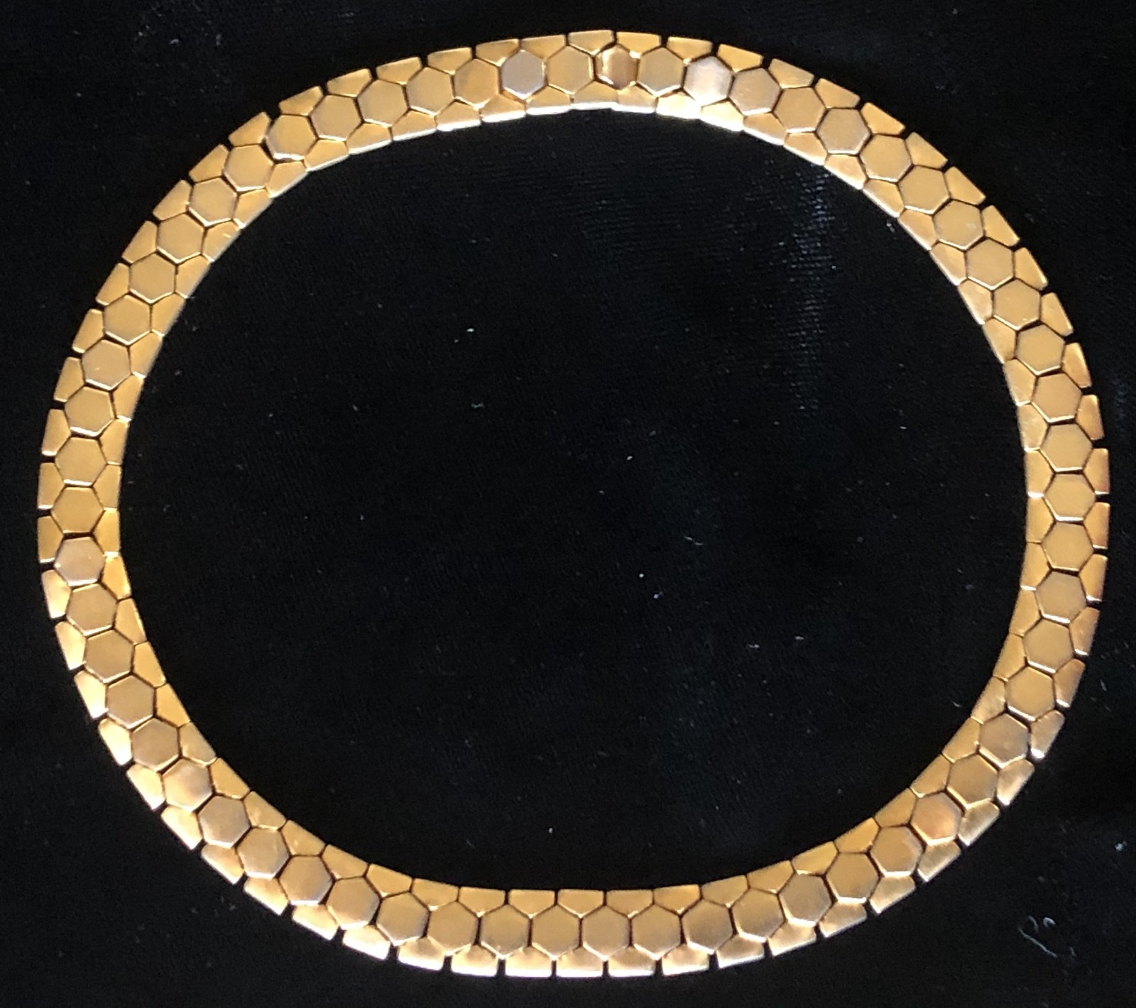 Vintage 1940s Crown Trifari Alfred Philippe Honeycomb Hex 14.5″ Choker Necklace