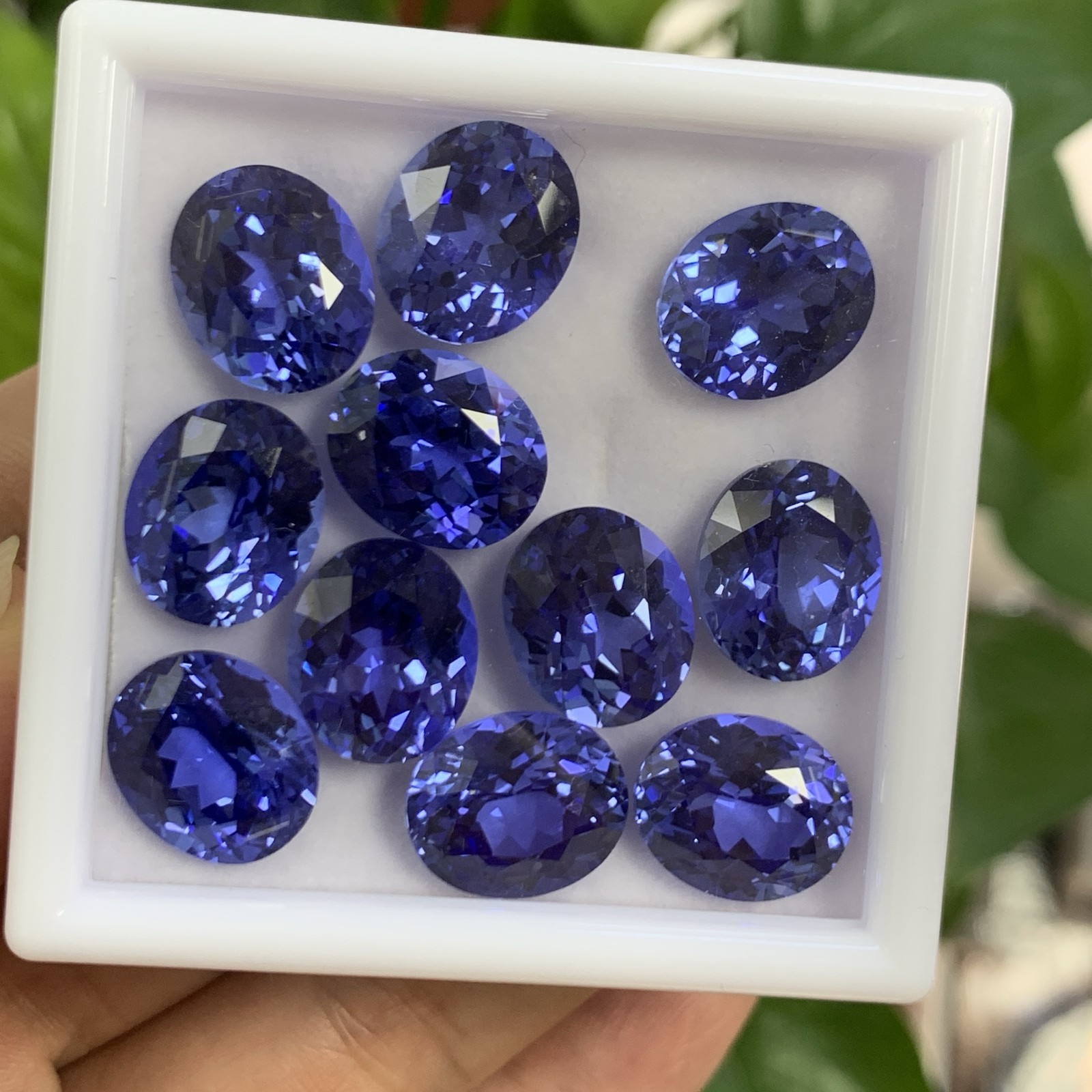 Lab Grown Sapphire Gemstone 0.5-10ct Oval Cut for Jewelry Making AGL Certificate