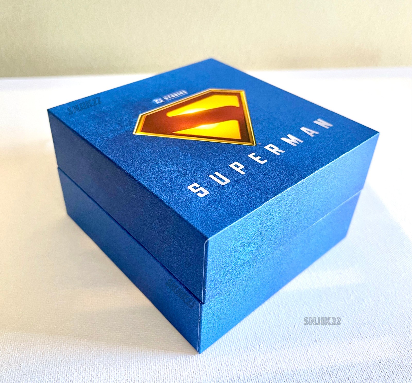 SUPERMAN DC Comics Accutime Collector’s Watch Gunmetal Finish 2025 (NEW IN BOX)