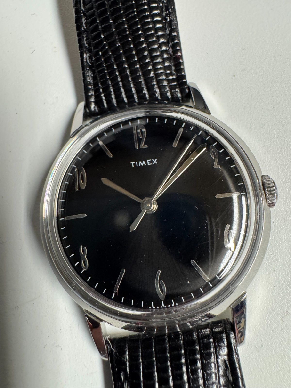 Timex 34MM Marlin 2018 Reissue Wind Up Midnight Sunburst TW2T18200 Runs Good