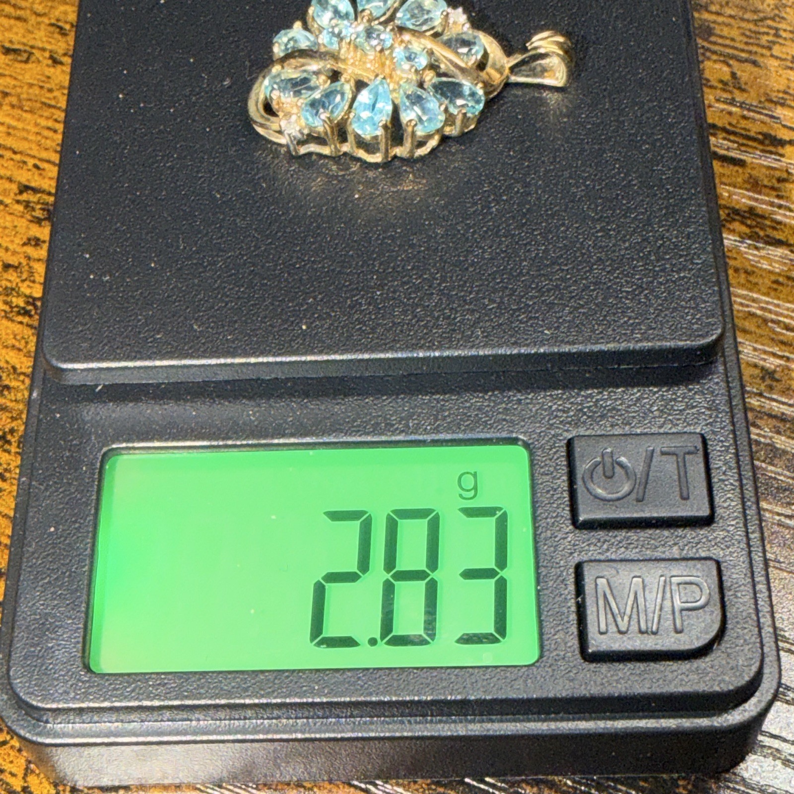 10k gold 2.37 CT Apatite & diamonds Pendant