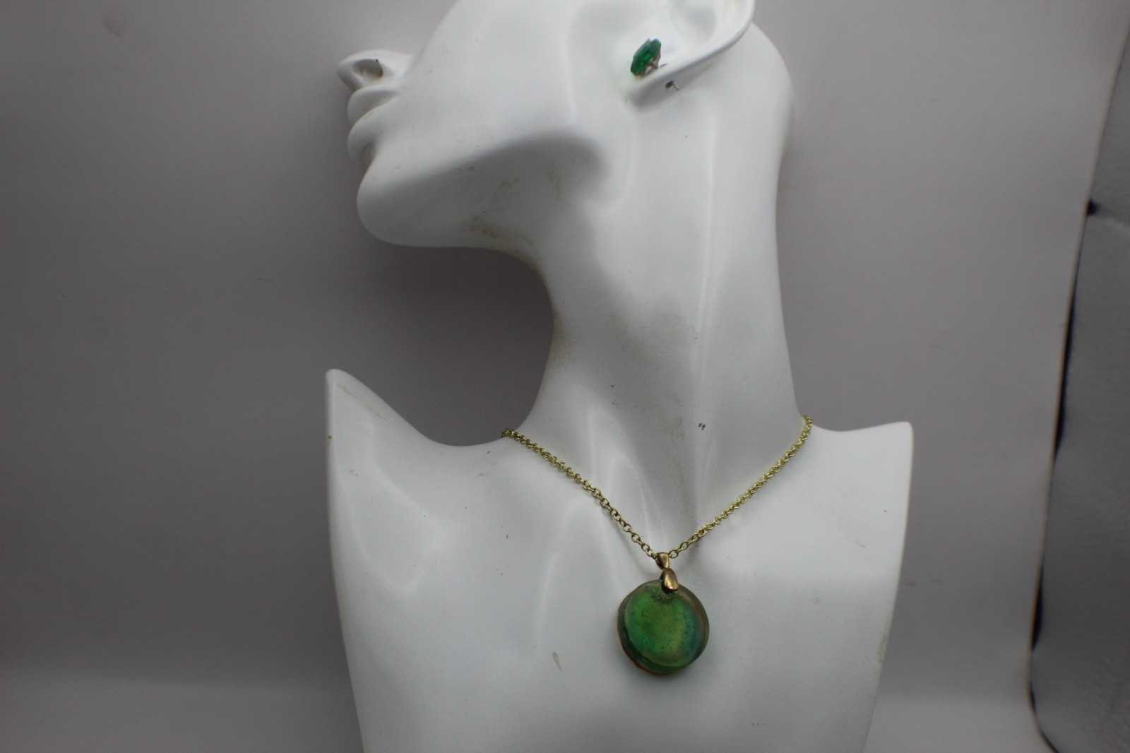 Green Three Piece Resin Jewelry Set Including Necklace Studs And Bracelet